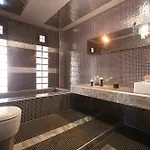 Erytha - Serene Retreat With Views & Garden *