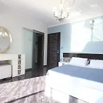 Erytha - Serene Retreat With Views & Garden Vilă Mesimérion
