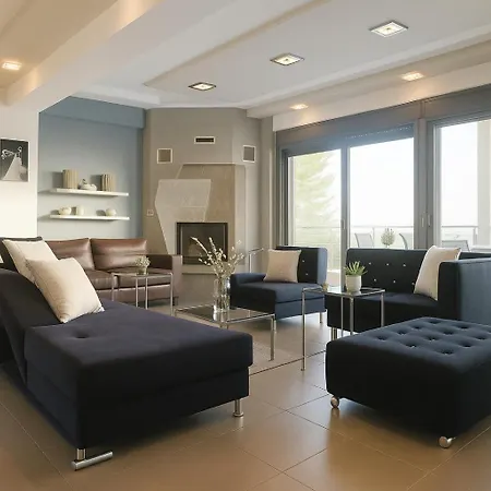 Erytha - Serene Retreat With Views & Garden Vila Mesimérion