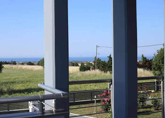 Villa Erytha - Serene Retreat With Views & Garden *