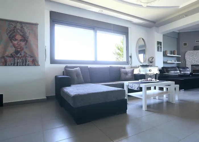 Villa Erytha - Serene Retreat With Views & Garden